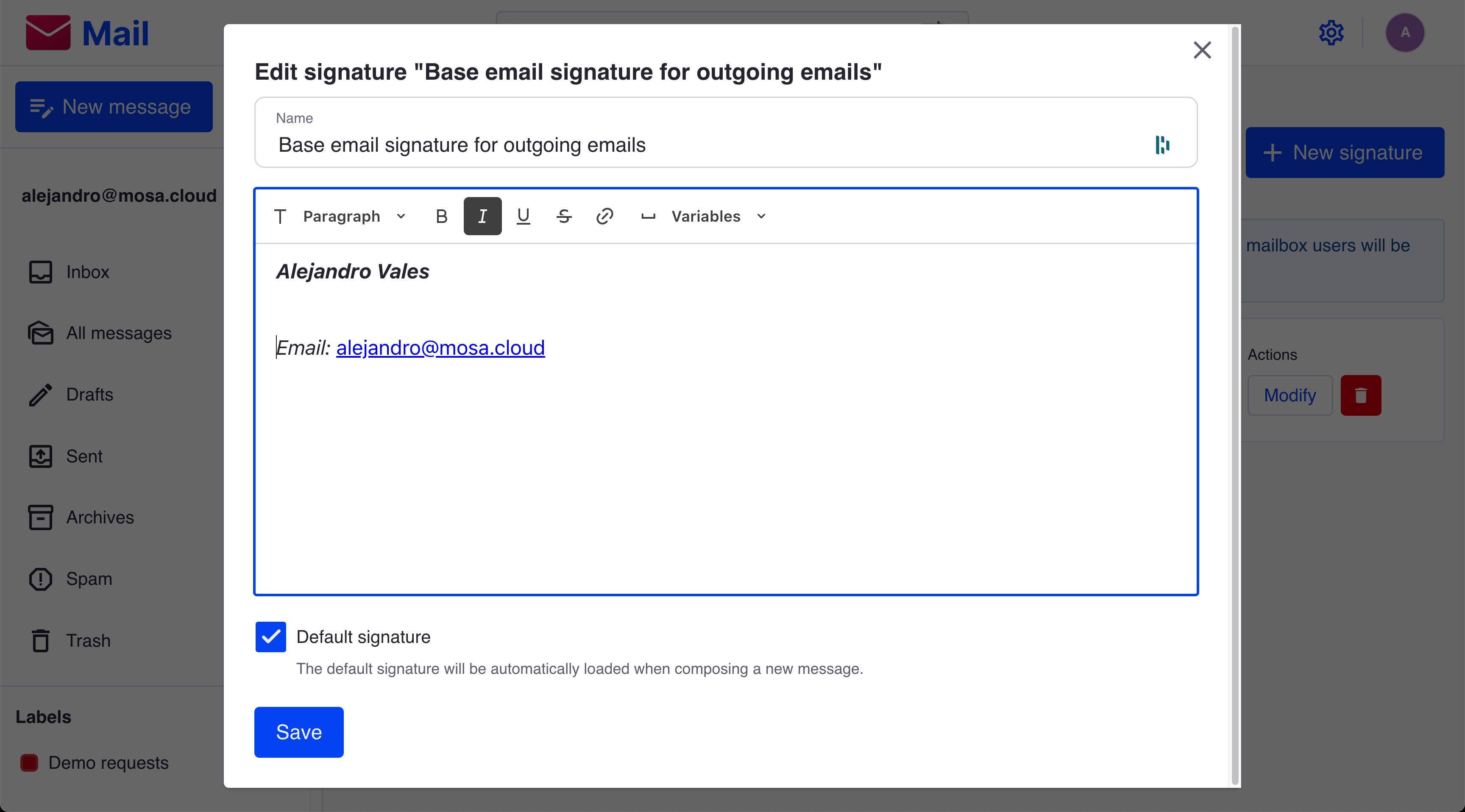 Mail signature editor with rich text formatting and default signature option